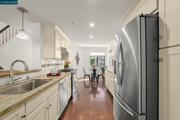 $1,049,000 | 172 Haslemere Court, Lafayette, CA 94549