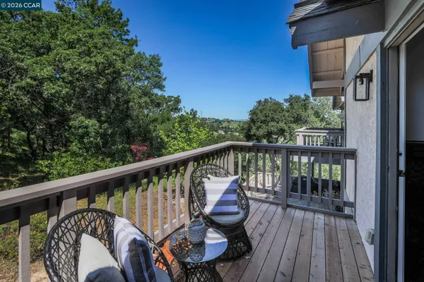 $1,049,000 | 172 Haslemere Court, Lafayette, CA 94549