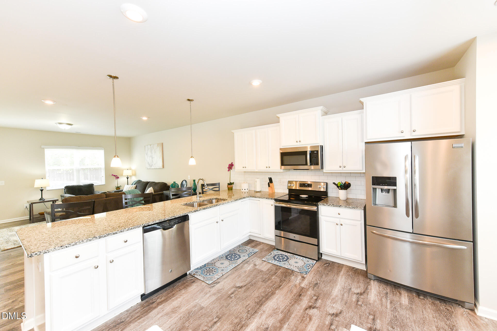 8957 Commons Townes Drive Raleigh, NC 27616 - Photo 11 of 27 Kitchen