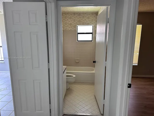 $237,000 | 2526 Carambola Circle North, Unit 1821, Coconut Creek, FL 33066