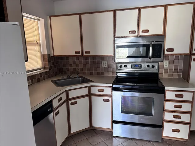 $237,000 | 2526 Carambola Circle North, Unit 1821, Coconut Creek, FL 33066