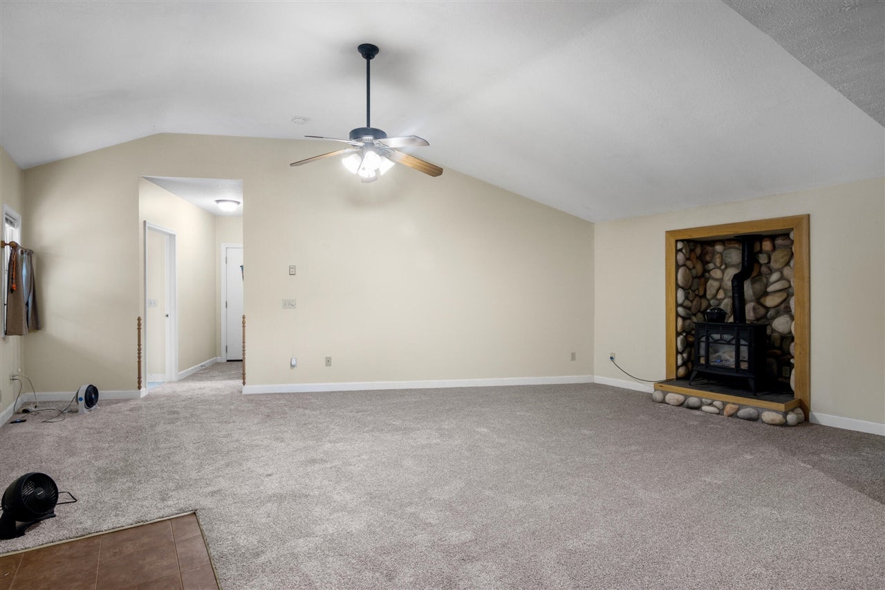 2591 Tonawanda Road Grawn, MI 49637 - Photo 11 of 33 Gallery Image 11