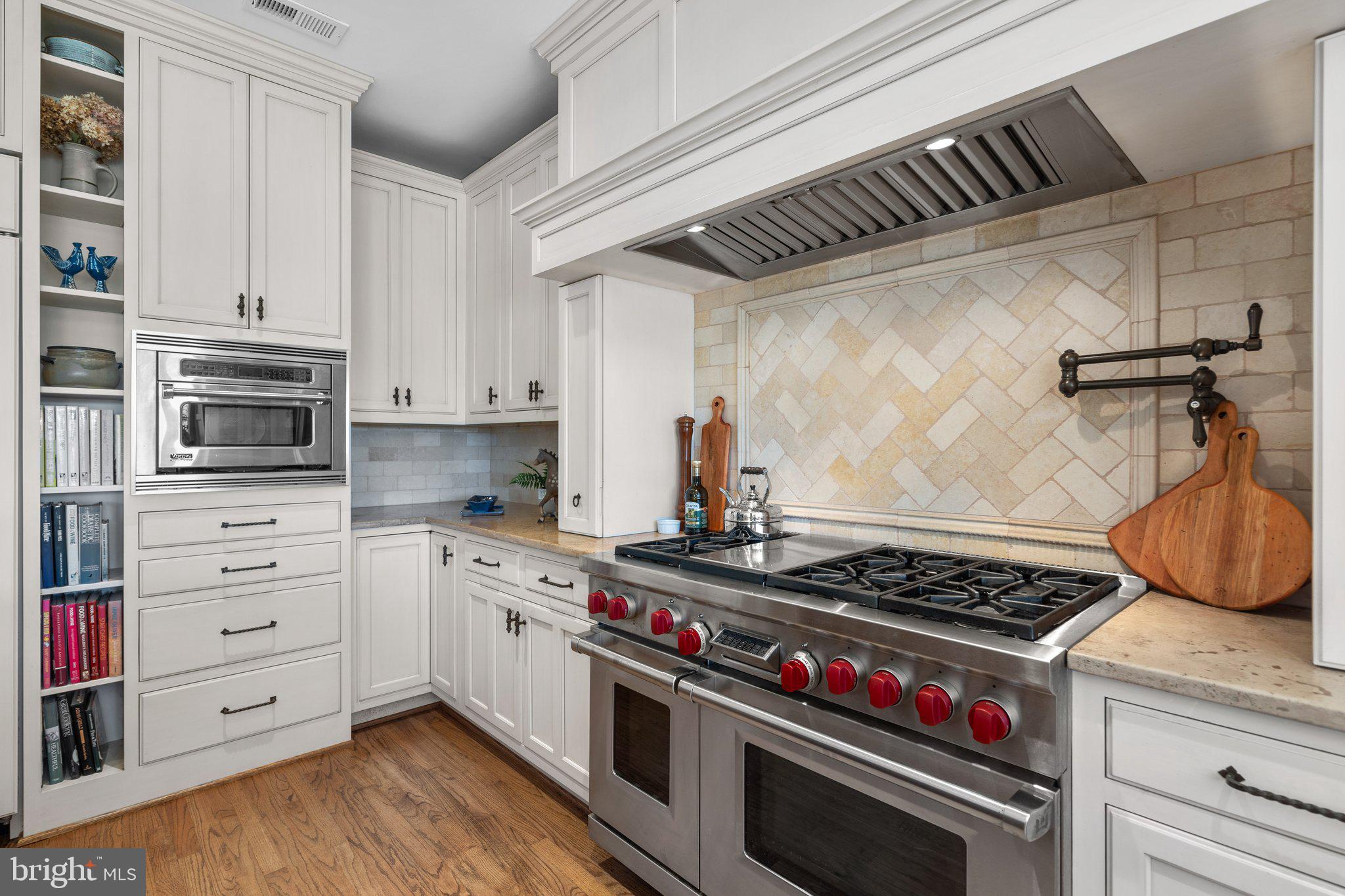 4104 Brookeville Road Olney, MD 20832 - Photo 15 of 102