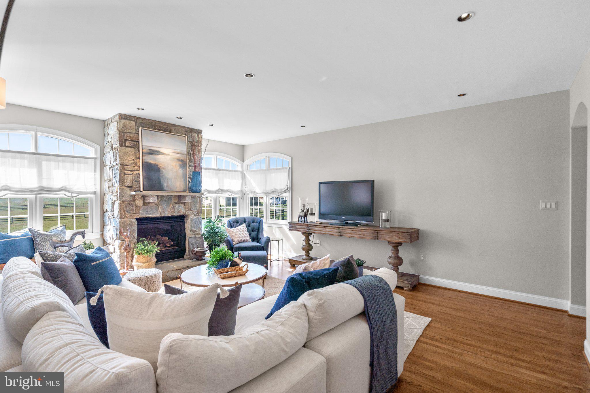 4104 Brookeville Road Olney, MD 20832 - Photo 22 of 102