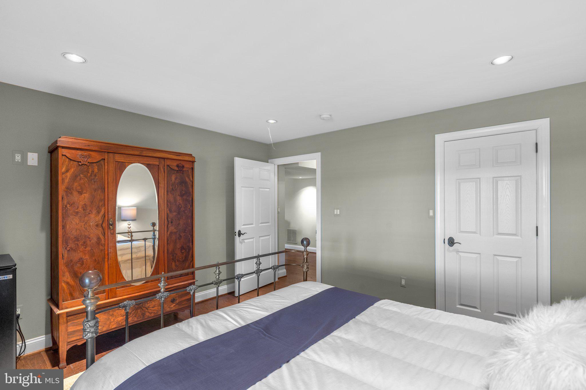 4104 Brookeville Road Olney, MD 20832 - Photo 67 of 102