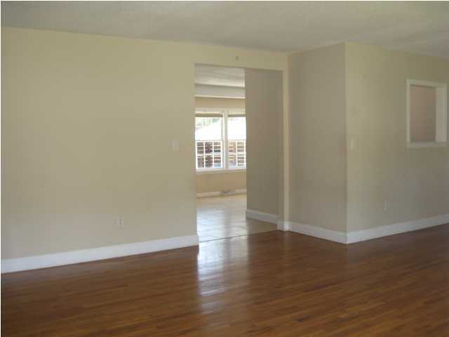8421 Delhi Road North Charleston, SC 29406 - Photo 2 of 4 Additional Photo
