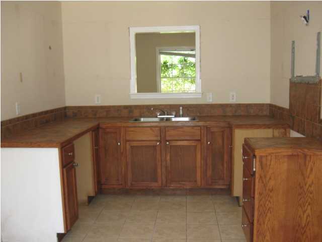 8421 Delhi Road North Charleston, SC 29406 - Photo 4 of 4 Additional Photo
