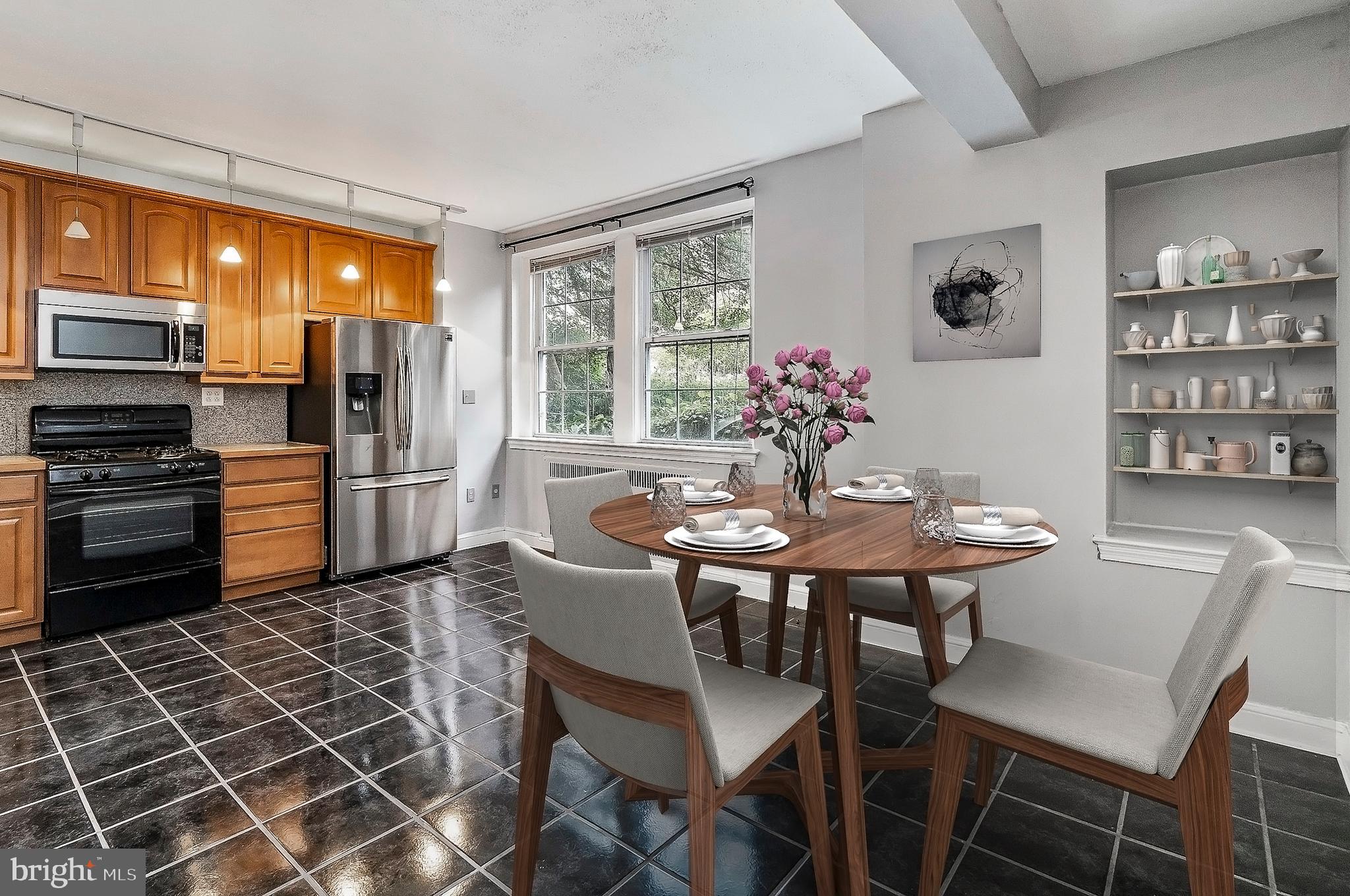 221 Ridgemede Road, Unit 204 Baltimore, MD 21210 - Photo 10 of 18 Bright and Airy Kitchen