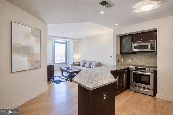 $220,000 | 675 President Street, Unit 2607, Baltimore, MD 21202