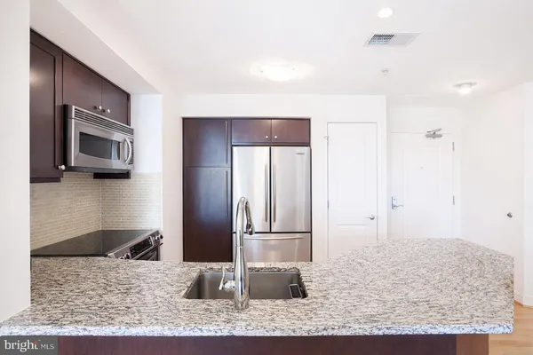 $220,000 | 675 President Street, Unit 2607, Baltimore, MD 21202