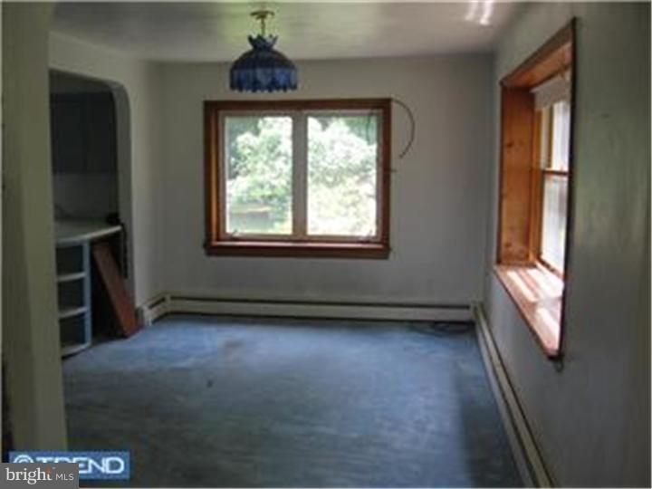 3421 Old York Road Furlong, PA 18925 - Photo 7 of 11 Dining Room