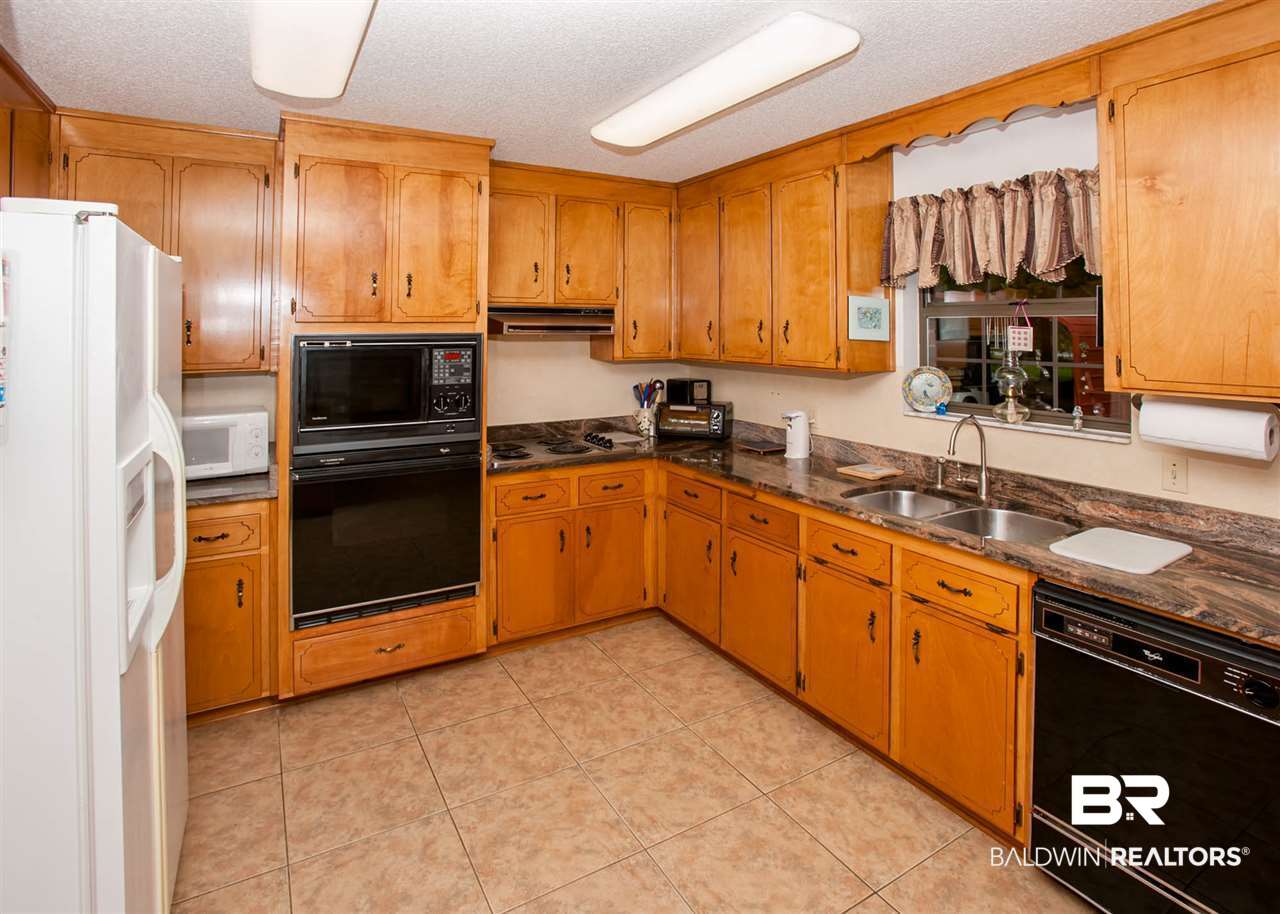 7470 Helton Drive Foley, AL 36535 - Photo 15 of 41 Gallery Image 15