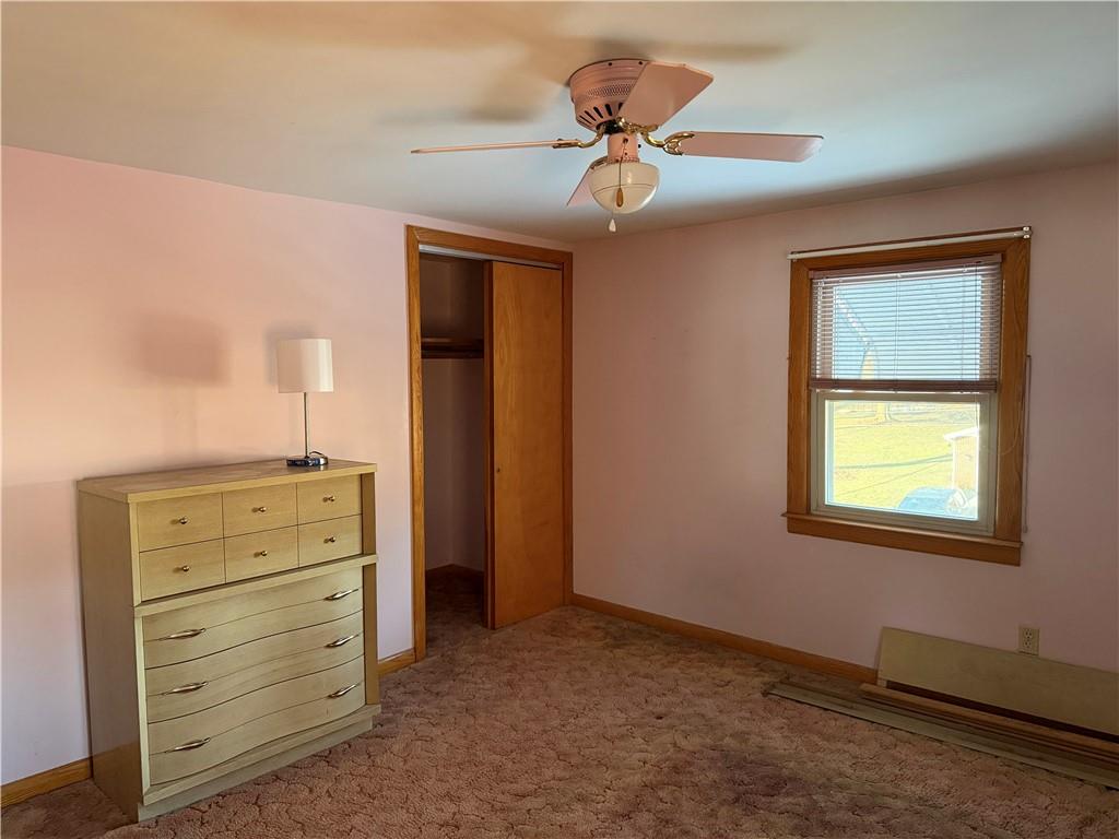508 Tamplin Street Sharon, PA 16146 - Photo 16 of 29 a view of an empty room with a dresser