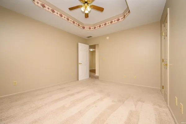 $199,900 | 1221 North Saybrook Lane, Muncie, IN 47304