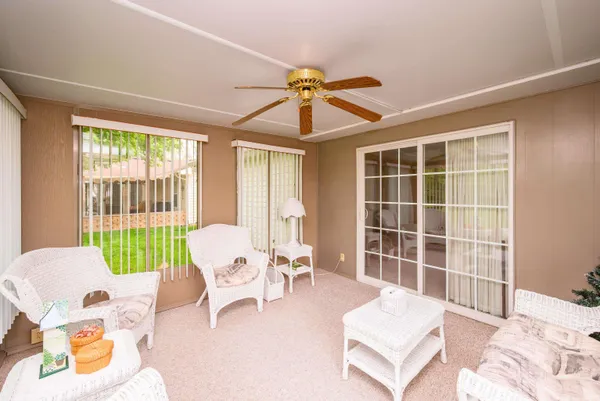 $199,900 | 1221 North Saybrook Lane, Muncie, IN 47304