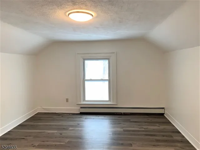 $2,000 | 6 Cork Hill Road, Unit 4, Franklin, NJ 07416