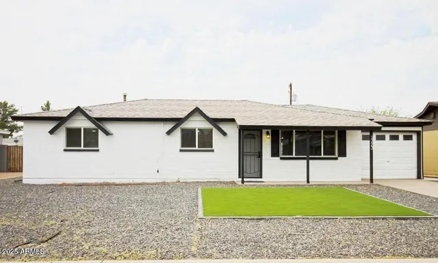 $484,000 | 1323 West 10th Place, Tempe, AZ 85281