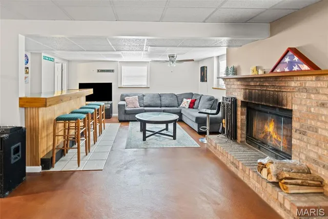 $270,000 | 7803 Jarret Lane, Godfrey, IL 62035