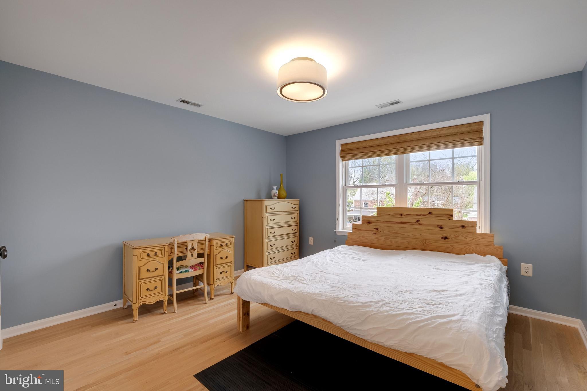 2407 Eccleston Street Silver Spring, MD 20902 - Photo 19 of 31 Second Bedroom