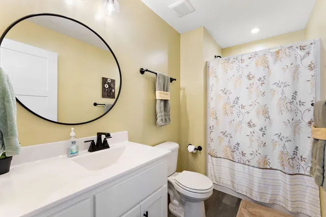 $675,000 | 10961 38th Court North, Lake Elmo, MN 55042