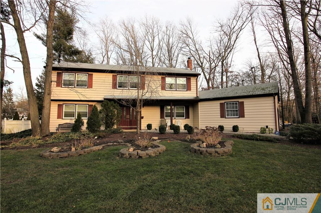 4 Falcon Road East Brunswick, NJ 08816 - Photo 1 of 25 Gallery Image 1