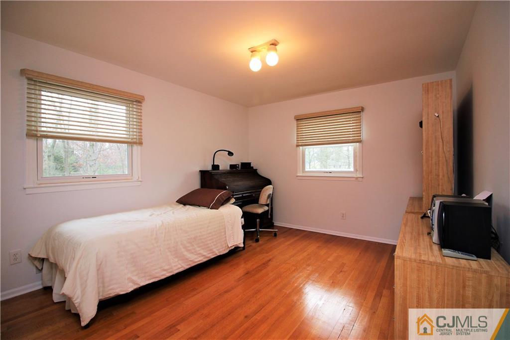 4 Falcon Road East Brunswick, NJ 08816 - Photo 17 of 25 Gallery Image 17