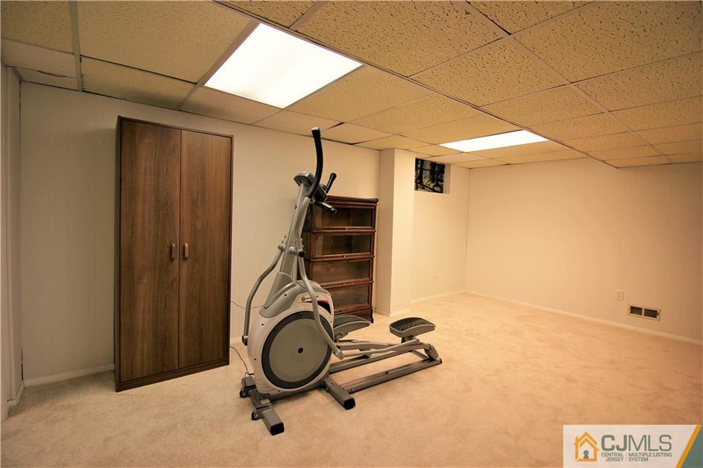 4 Falcon Road East Brunswick, NJ 08816 - Photo 20 of 25 Gallery Image 20