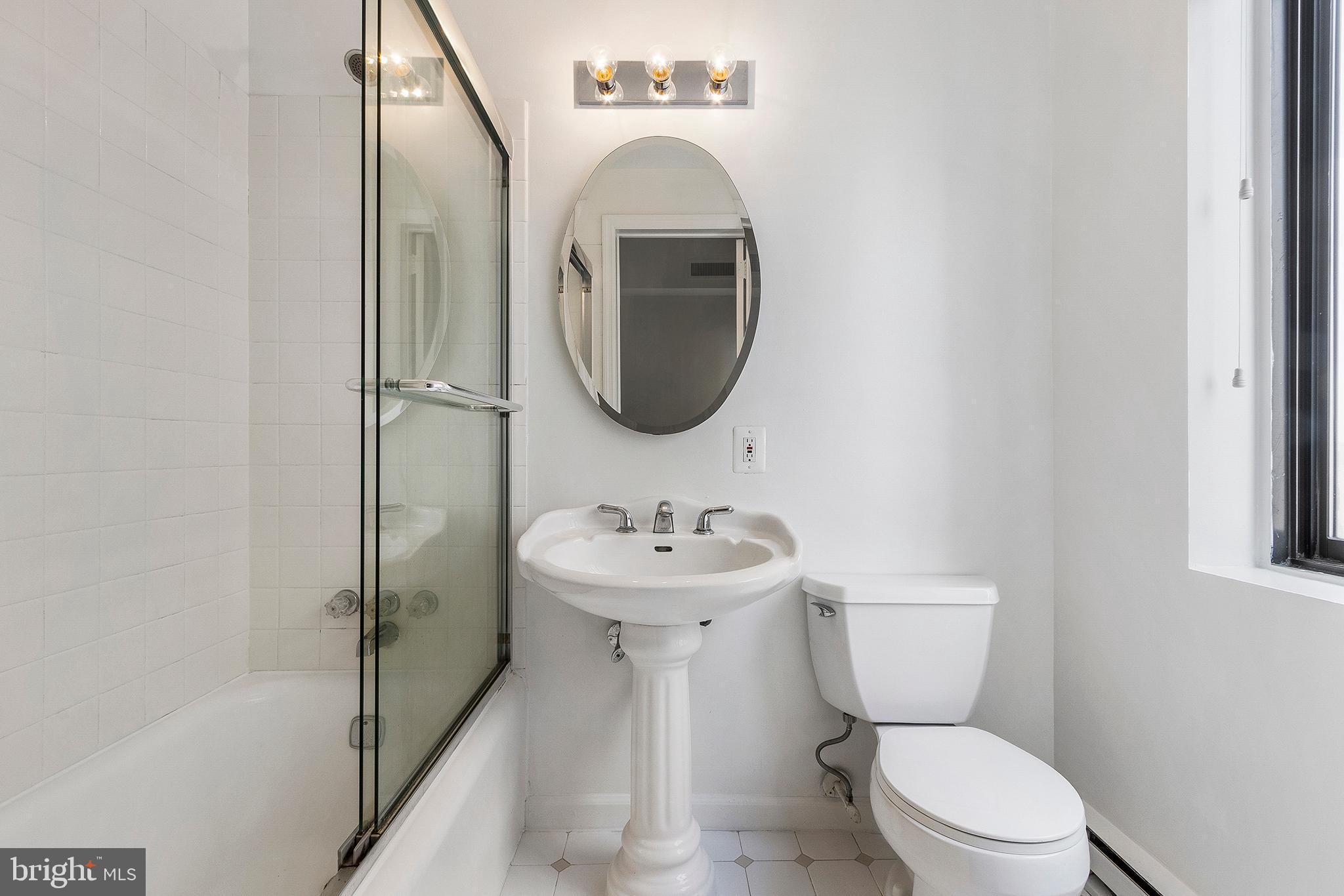 222 West Rittenhouse Square, Unit 1102 Philadelphia, PA 19103 - Photo 11 of 31