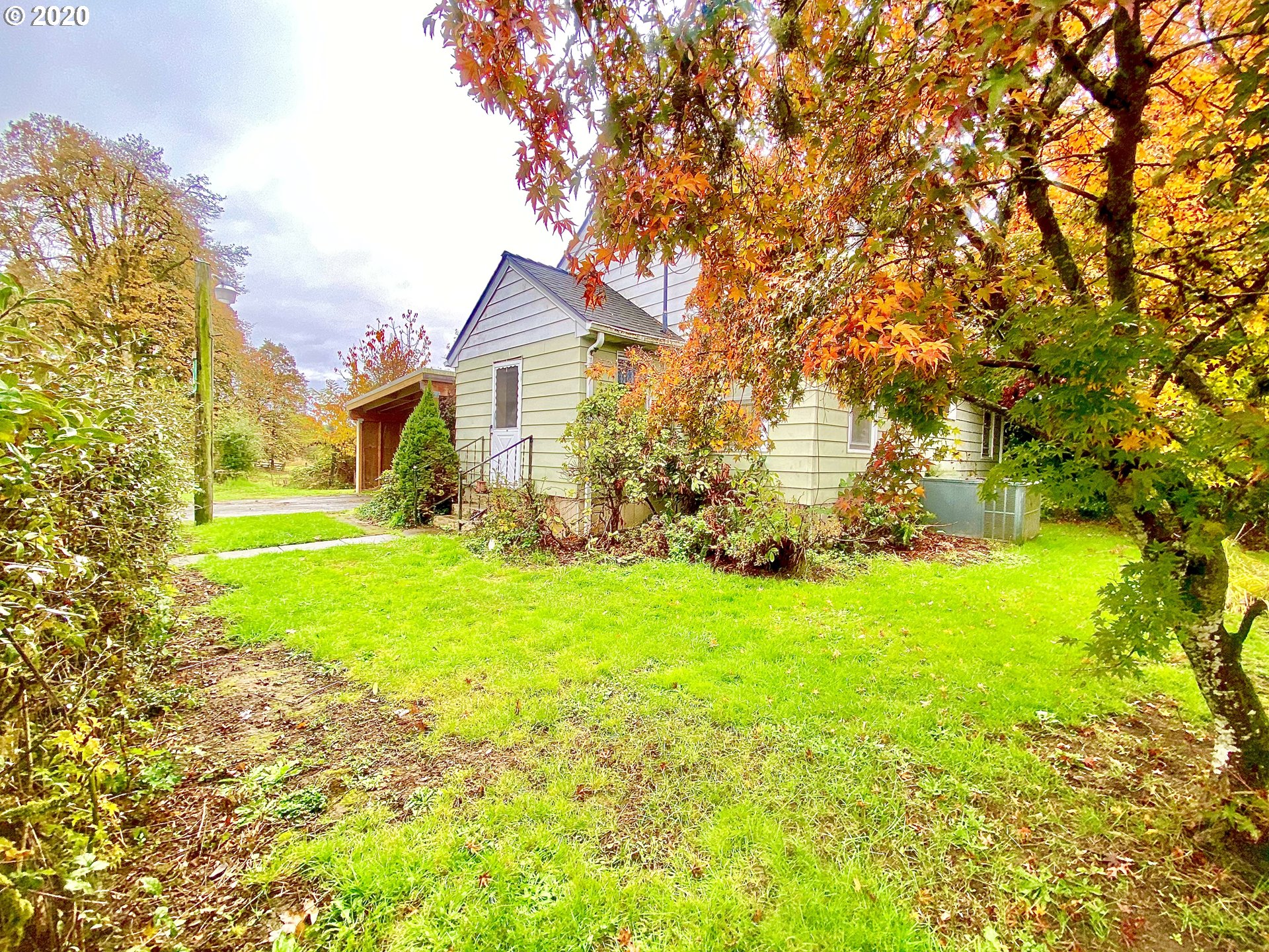 58441 South Division Road St. Helens, OR 97051 - Photo 1 of 32 Gallery Image 1