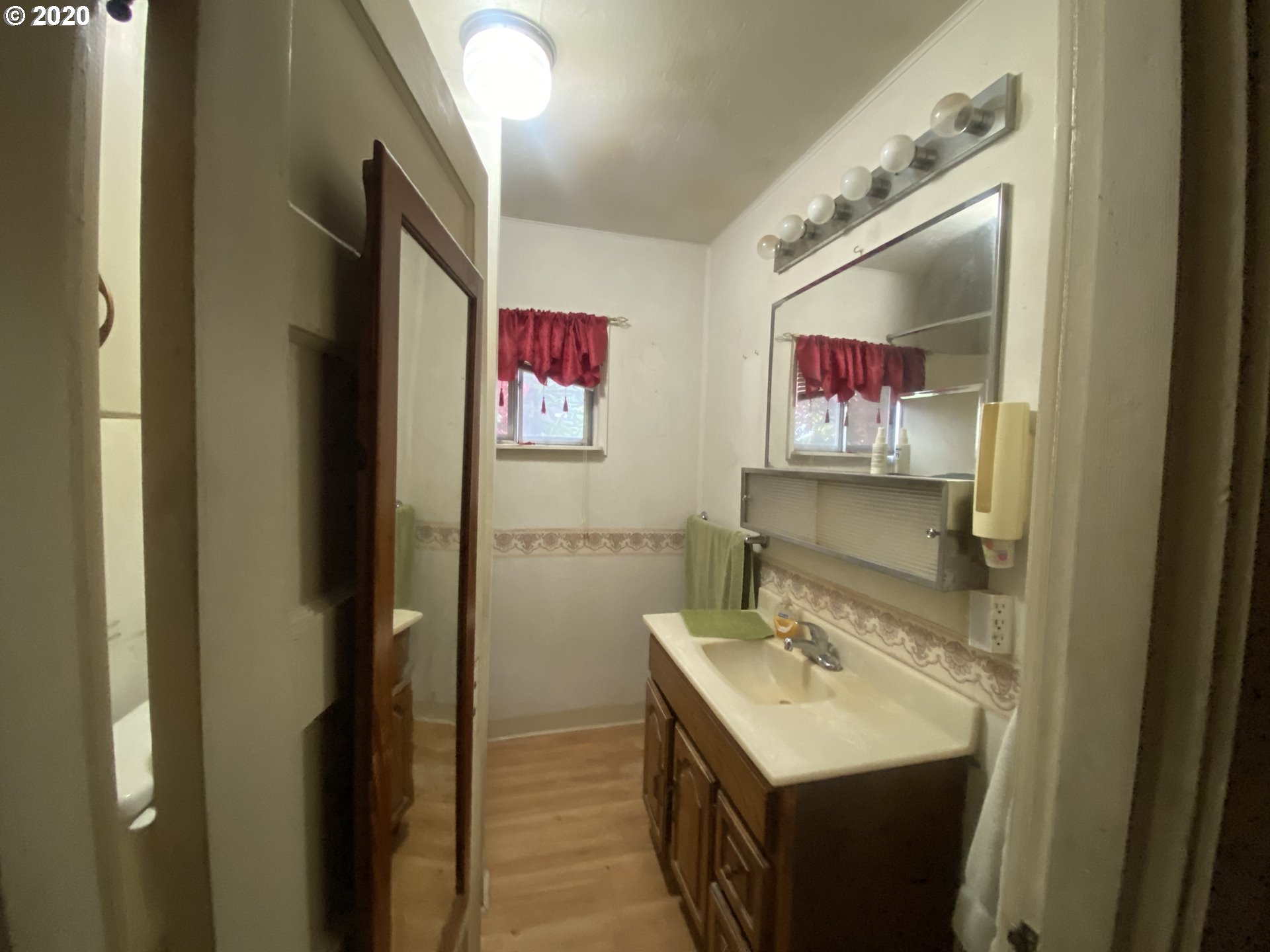 58441 South Division Road St. Helens, OR 97051 - Photo 14 of 32 Gallery Image 14