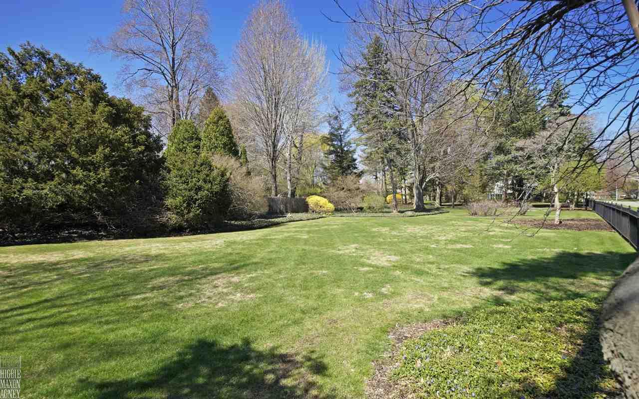 55 South Deeplands Road Grosse Pointe Shores, MI 48236 - Photo 24 of 30
