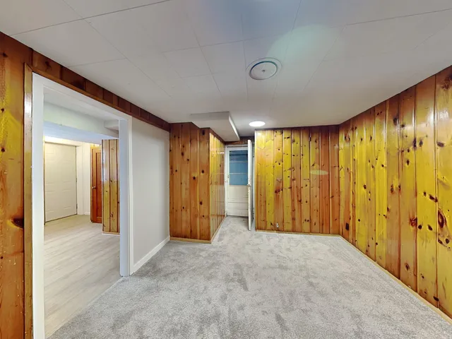 $2,350 | 2092 Bush Avenue East, St. Paul, MN 55119