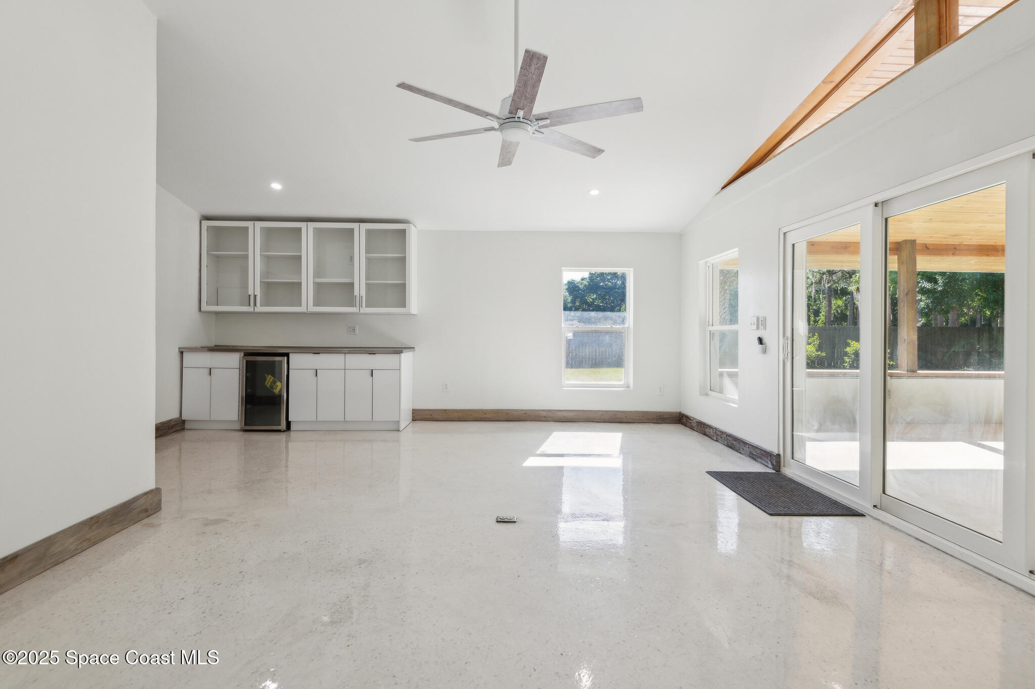 8575 Sheridan Road Melbourne, FL 32904 - Photo 5 of 30 11_8575_Sheridan_Rd_Melbourne_FL_32904_U