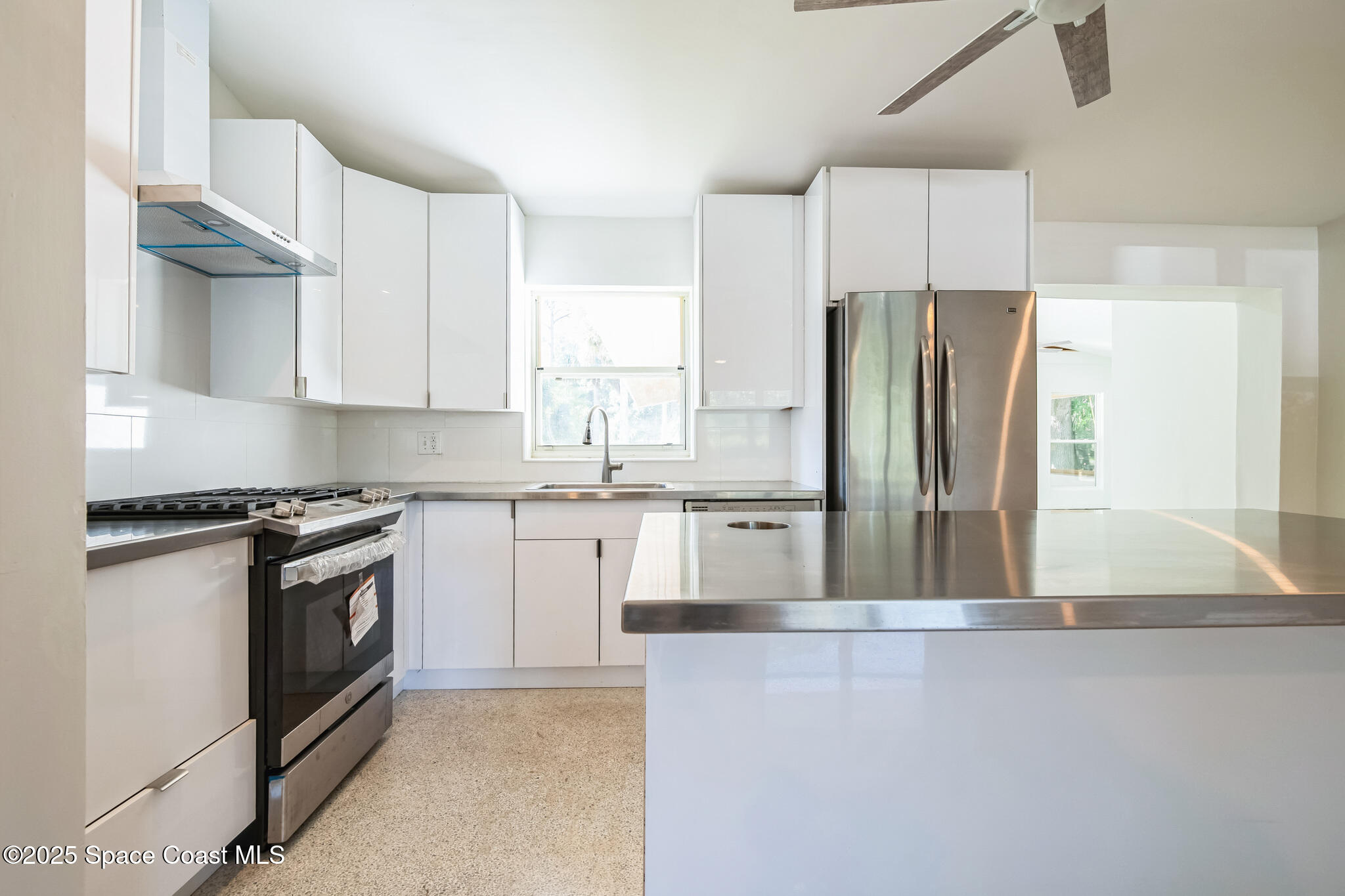 8575 Sheridan Road Melbourne, FL 32904 - Photo 7 of 30 13_8575_Sheridan_Rd_Melbourne_FL_32904_U