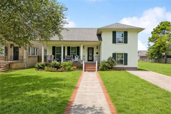 $4,300 | 6744 Canal Boulevard, New Orleans, LA 70124