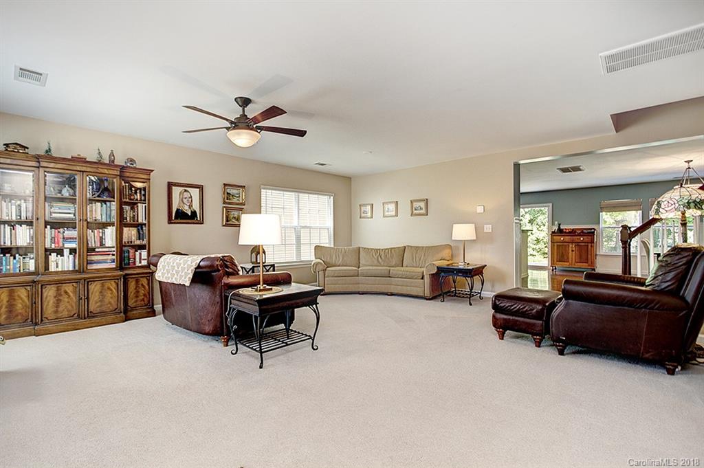 9341 Seamill Road Charlotte, NC 28278 - Photo 2 of 25