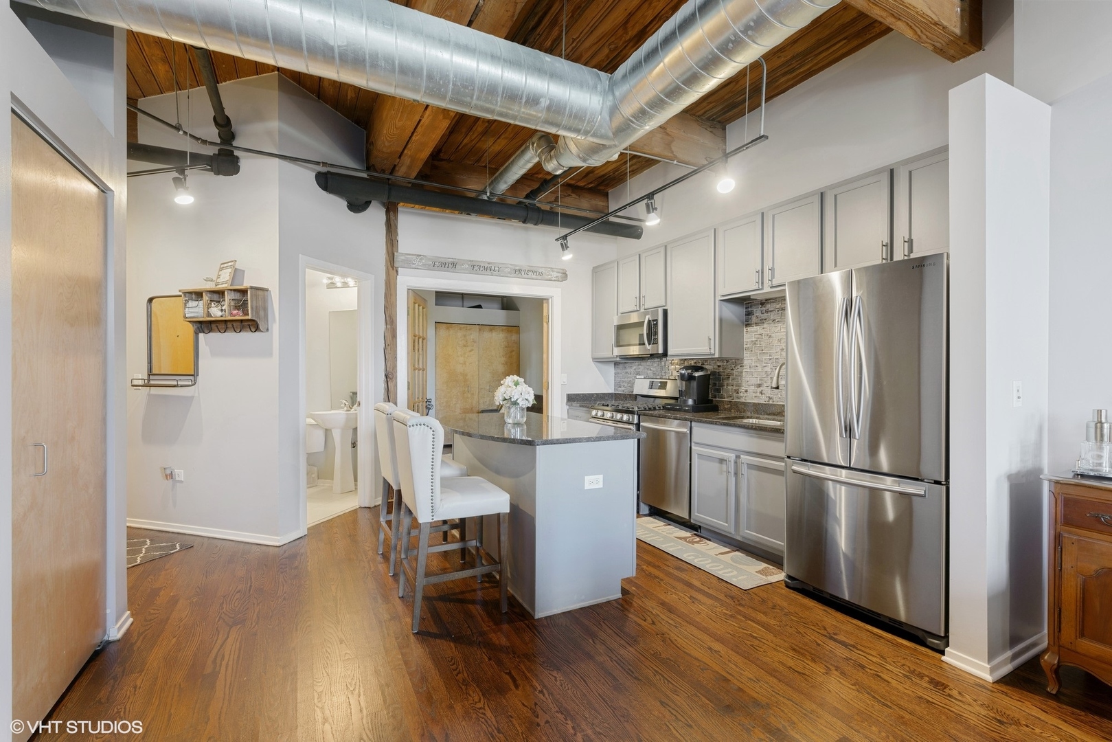 1500 West Monroe Street, Unit 524 Chicago, IL 60607 - Photo 4 of 11