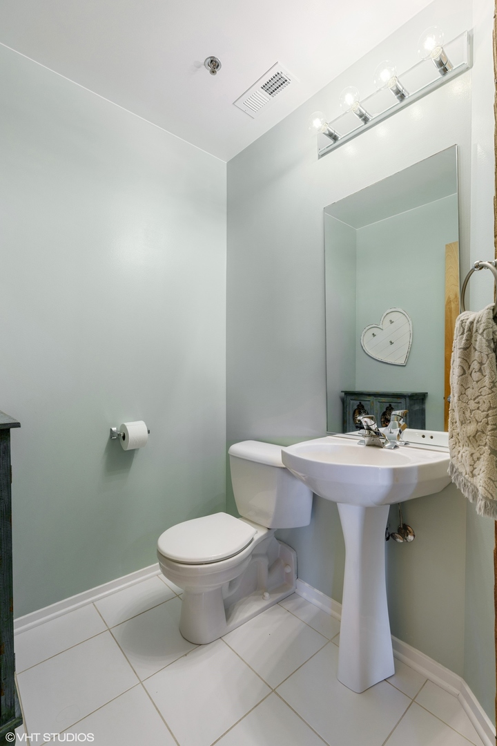 1500 West Monroe Street, Unit 524 Chicago, IL 60607 - Photo 10 of 11