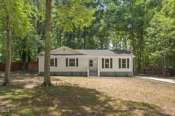 $385,000 | 809 Royal Oaks Drive, Durham, NC 27712