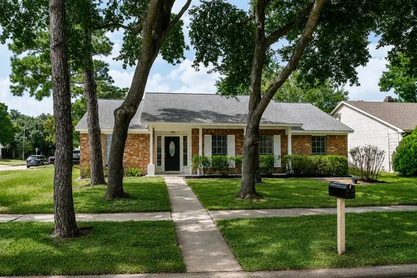 $239,500 | 6734 Dusty Dawn Drive, Houston, TX 77086