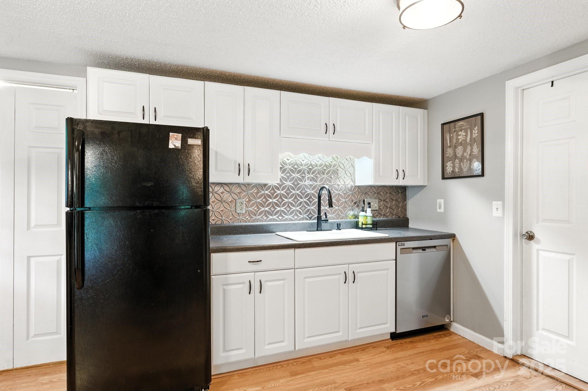 147 Mink Farm Road Leicester, NC 28748 - Photo 12 of 28 Gallery Image 12