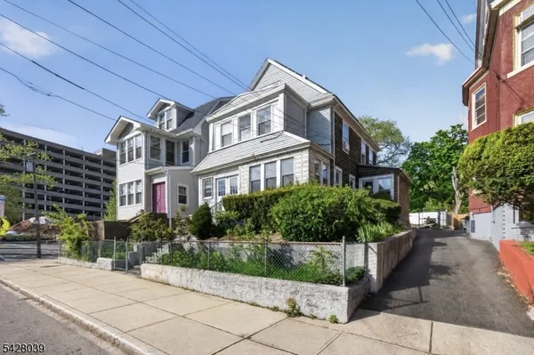 $550,000 | 127 Lyons Avenue, Newark, NJ 07112