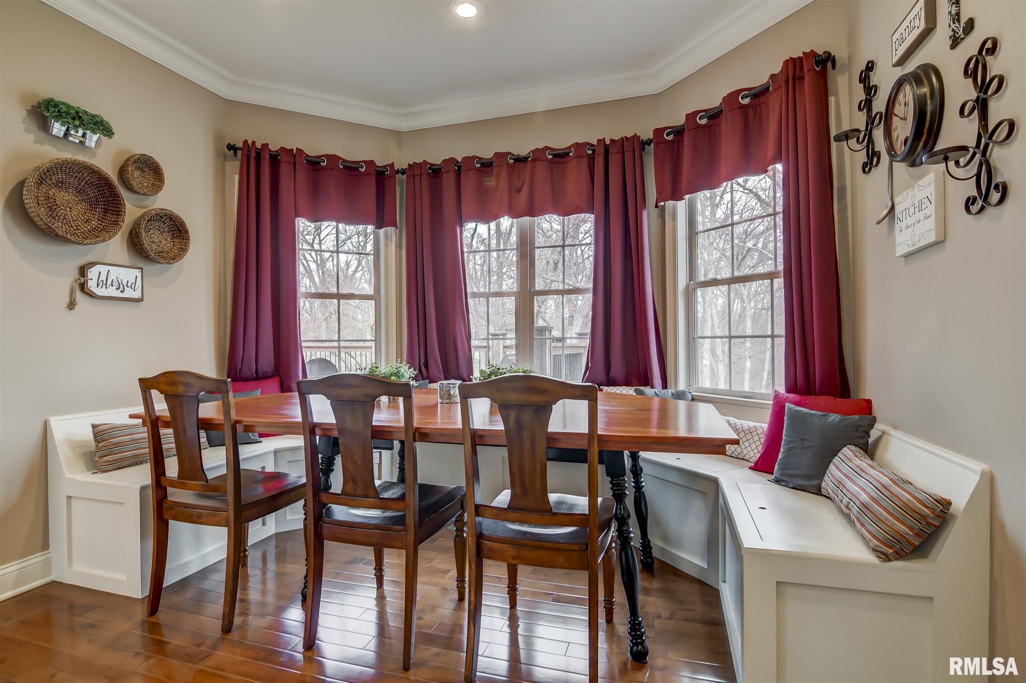 402 Timber Creek Road Jacksonville, IL 62650 - Photo 13 of 44 Gallery Image 13