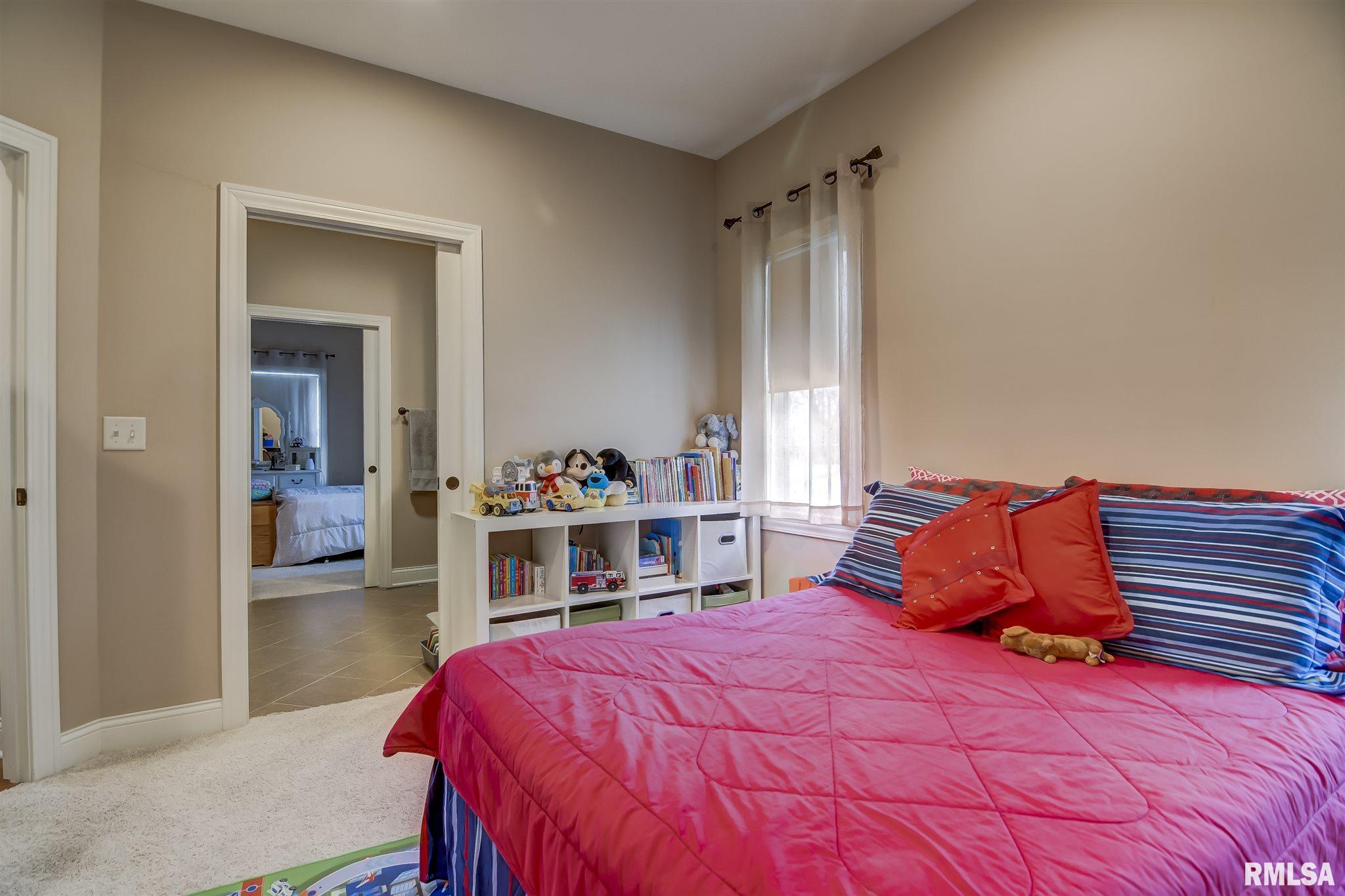 402 Timber Creek Road Jacksonville, IL 62650 - Photo 32 of 44 Gallery Image 32