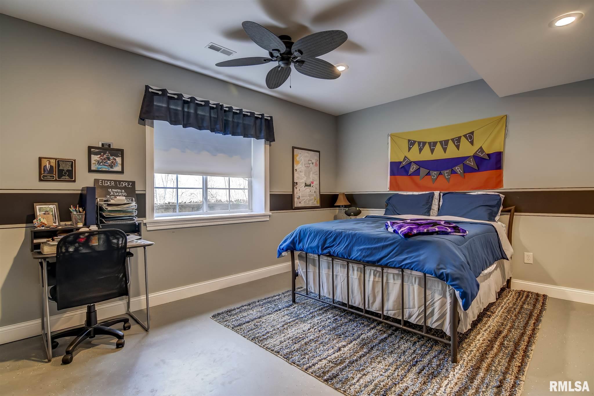 402 Timber Creek Road Jacksonville, IL 62650 - Photo 33 of 44 Gallery Image 33