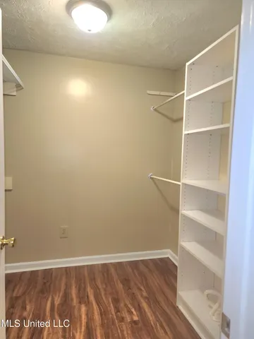 $284,000 | 1618 Pear Orchard Place, Jackson, MS 39211