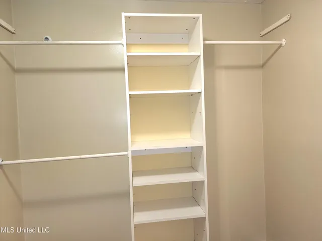 $284,000 | 1618 Pear Orchard Place, Jackson, MS 39211