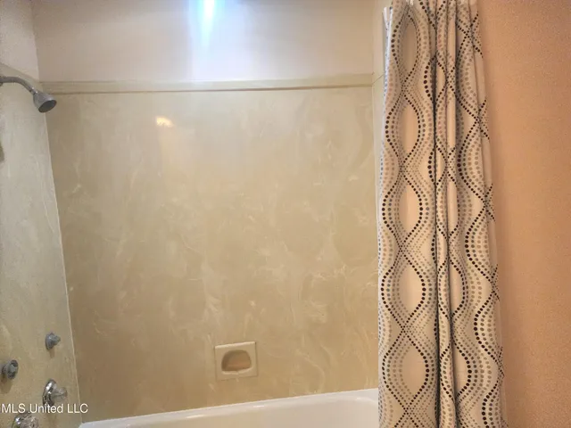 $284,000 | 1618 Pear Orchard Place, Jackson, MS 39211