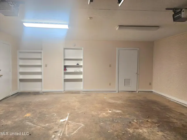 $284,000 | 1618 Pear Orchard Place, Jackson, MS 39211