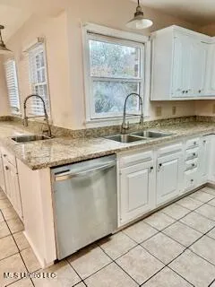 $284,000 | 1618 Pear Orchard Place, Jackson, MS 39211